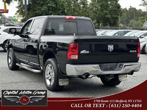 2012 RAM 1500 4WD Crew Cab 140.5' Big Horn