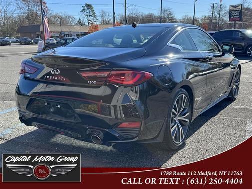 2017 INFINITI Q60 2.0t Premium