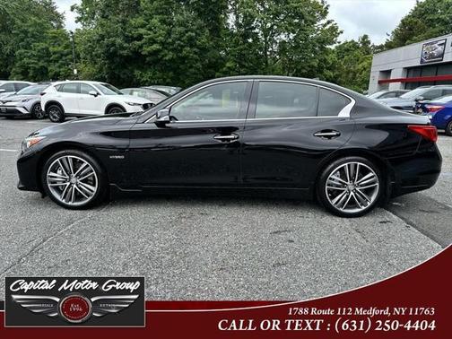 2015 INFINITI Q50 Hybrid Sport