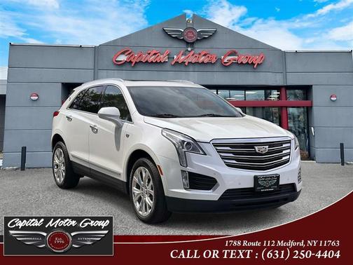 White 2018 Cadillac XT5 Luxury