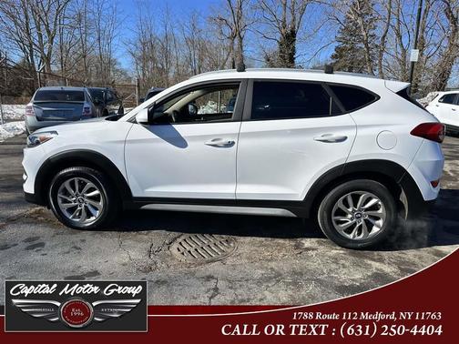 2017 Hyundai TUCSON SE