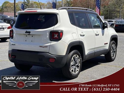 Alpine White 2015 Jeep Renegade Trailhawk