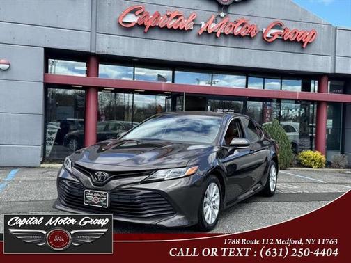 2018 Toyota Camry LE
