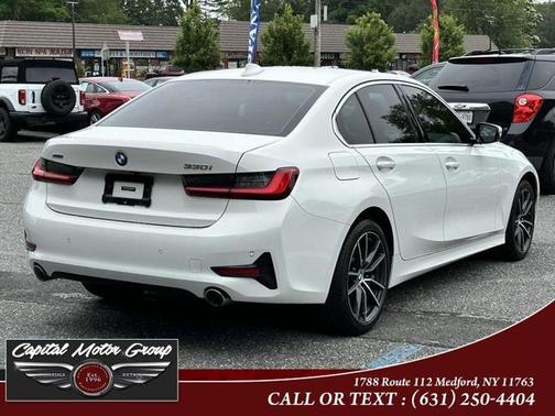 2019 BMW 330 i xDrive