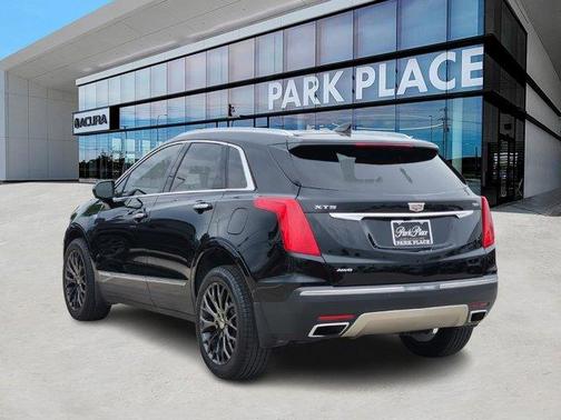 2017 Cadillac XT5 Platinum