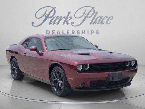 Octane Red Pearlcoat 2021 Dodge Challenger SXT
