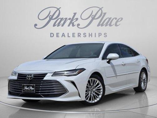 Pearl 2019 Toyota Avalon Limited