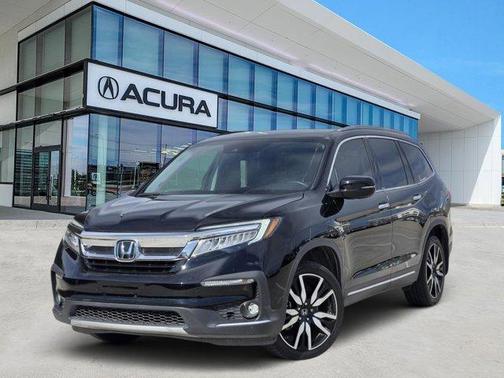 2022 Honda Pilot Touring 8-Passenger