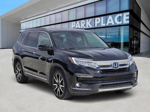 2022 Honda Pilot Touring 8-Passenger