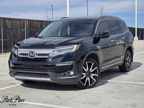 2022 Honda Pilot Touring 8-Passenger