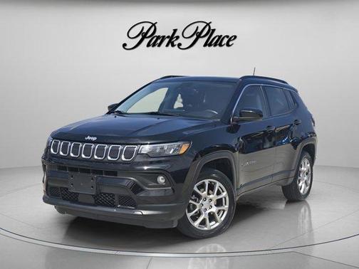 Diamond Black 2022 Jeep Compass Latitude Lux