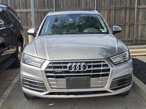 Florett Silver Metallic 2020 Audi Q5 45 Premium
