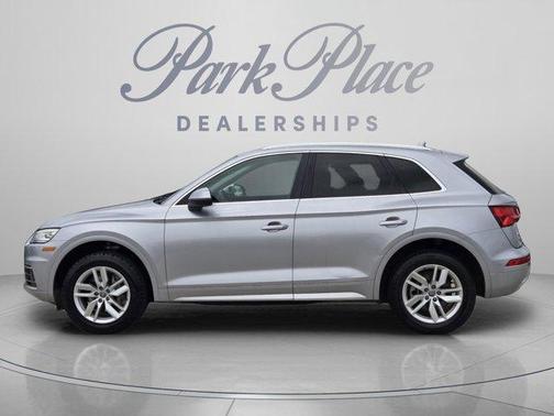 Florett Silver Metallic 2020 Audi Q5 45 Premium
