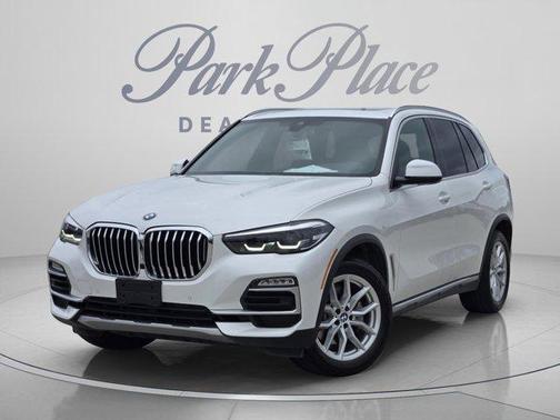 Mineral White Metallic 2021 BMW X5 xDrive40i
