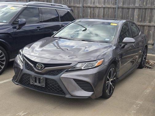 Predawn Gray Mica 2019 Toyota Camry SE