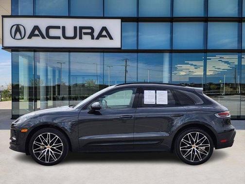 2024 Porsche Macan Base