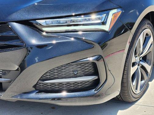 2025 Acura TLX Technology
