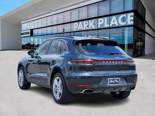 2019 Porsche Macan Base