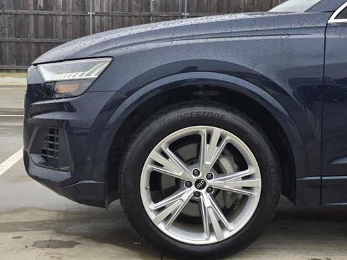 2023 Audi Q8 55 Premium