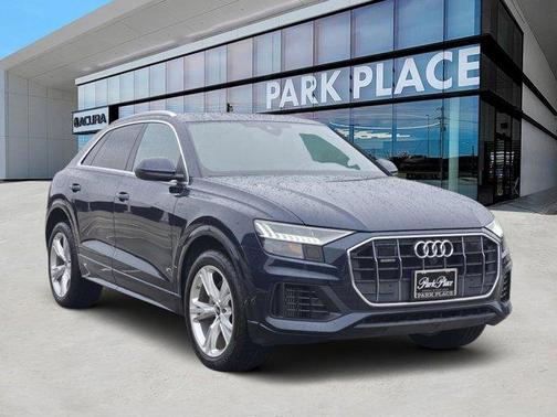 2023 Audi Q8 55 Premium