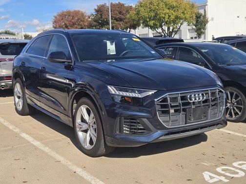 2023 Audi Q8 55 Premium