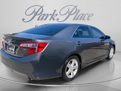 Magnetic Gray Metallic 2013 Toyota Camry SE