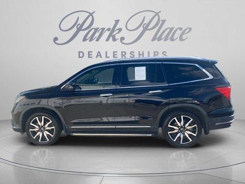 Crystal Black Pearl 2020 Honda Pilot Touring 8-Passenger