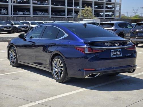 2025 Lexus ES 350 Ultra Luxury