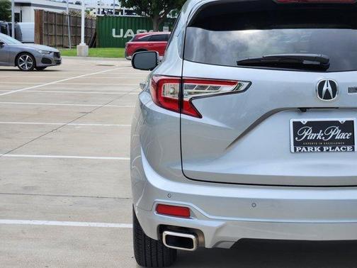 2025 Acura RDX Advance Package