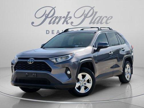 Magnetic Gray Metallic 2021 Toyota RAV4 XLE