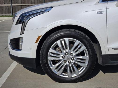 2019 Cadillac XT5 Platinum