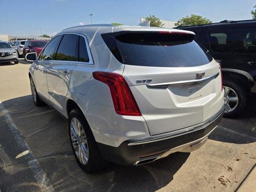 2019 Cadillac XT5 Platinum