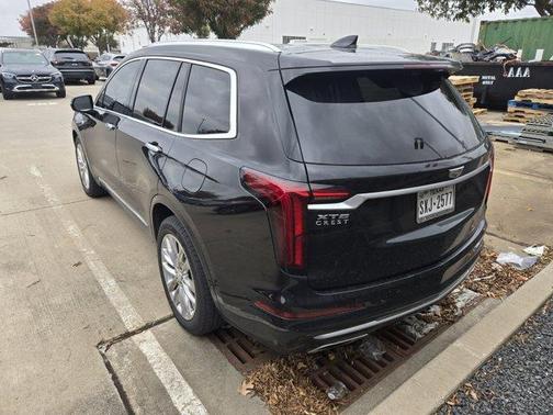 2023 Cadillac XT6 Premium Luxury FWD