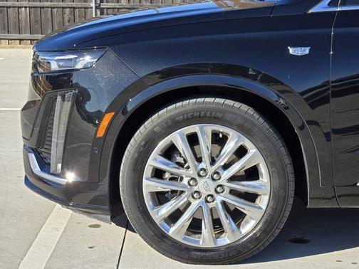 2023 Cadillac XT6 Premium Luxury FWD