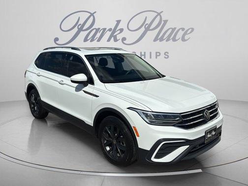 Pure White 2024 Volkswagen Tiguan 2.0T SE