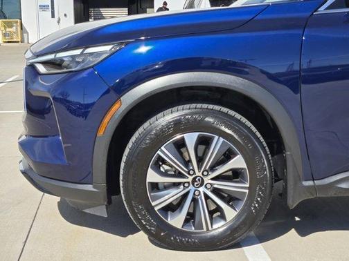 2025 INFINITI QX60 Pure