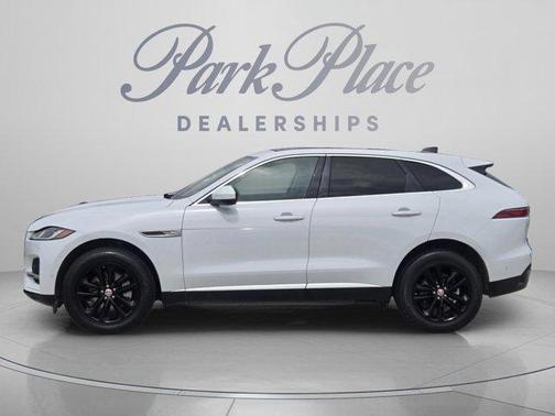 Yulong White 2021 Jaguar F-PACE S