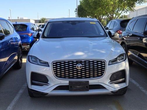 Yulong White 2021 Jaguar F-PACE S