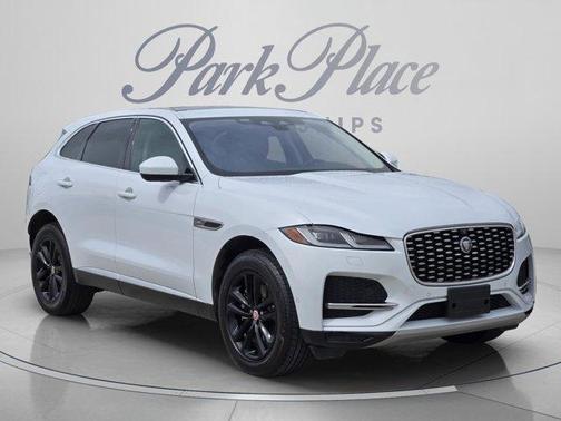 Yulong White 2021 Jaguar F-PACE S