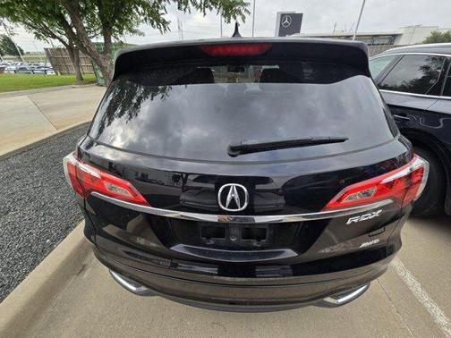 Lunar Silver Metallic 2017 Acura RDX Technology Package