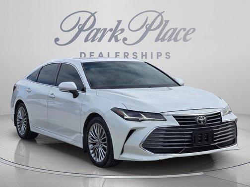 Wind Chill Pearl 2022 Toyota Avalon Limited