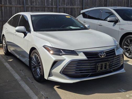 Wind Chill Pearl 2022 Toyota Avalon Limited