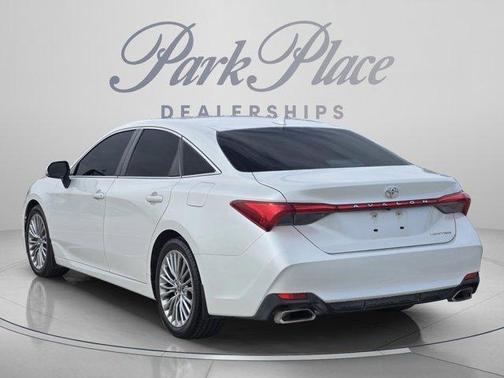 Wind Chill Pearl 2022 Toyota Avalon Limited