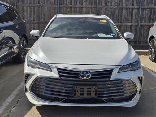 Wind Chill Pearl 2022 Toyota Avalon Limited
