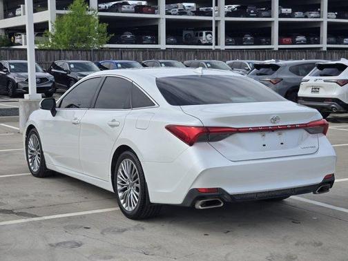 Wind Chill Pearl 2022 Toyota Avalon Limited