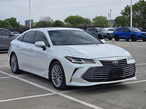 Wind Chill Pearl 2022 Toyota Avalon Limited