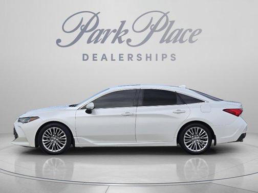 Wind Chill Pearl 2022 Toyota Avalon Limited