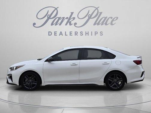 Snow White Pearl 2021 Kia Forte GT-Line