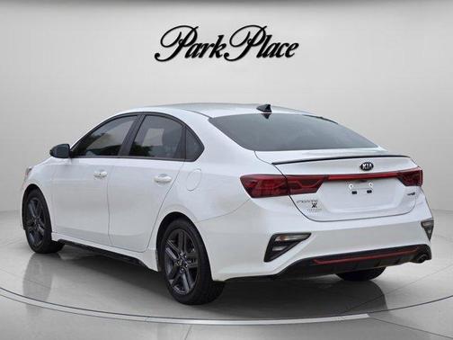Snow White Pearl 2021 Kia Forte GT-Line