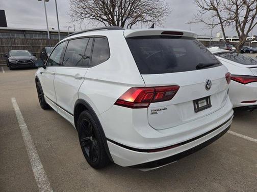 2019 Volkswagen Tiguan 2.0T SEL R-Line Black